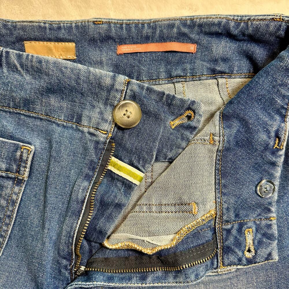 PILCRO Wide Leg Cropped Jeans, Size 29 (8) - Picture 6 of 14